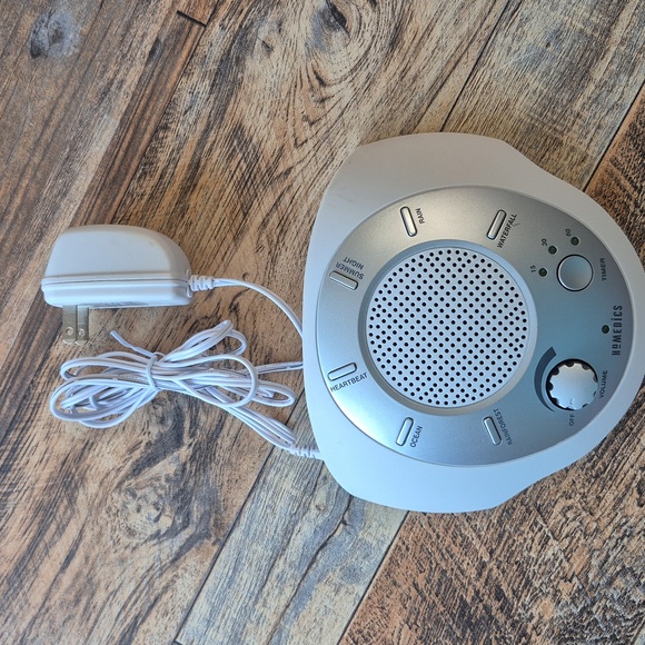 Homedics SoundSleep White Noise, Small Sound Machine w/6 Relaxing Nature Sounds - Picture 1 of 8